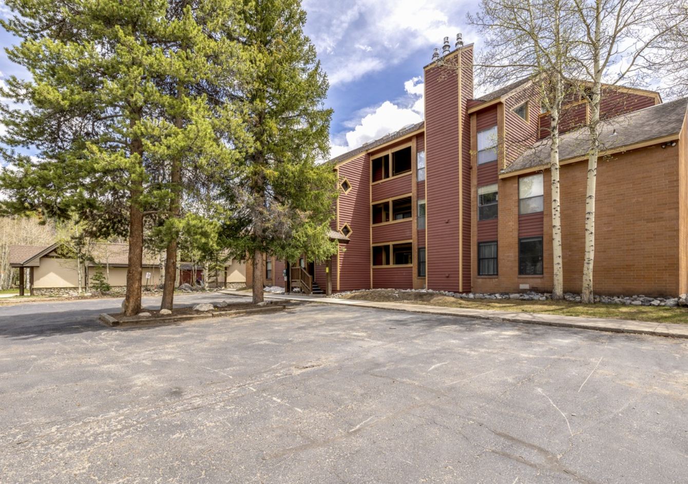 Resort Base 9 Condos